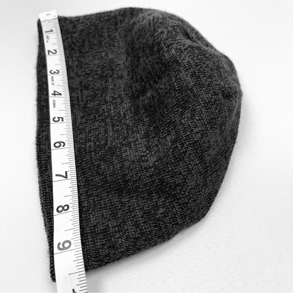 NWOT CASCADE Mountain Tech Merino Wool Beanie - Picture 7 of 10